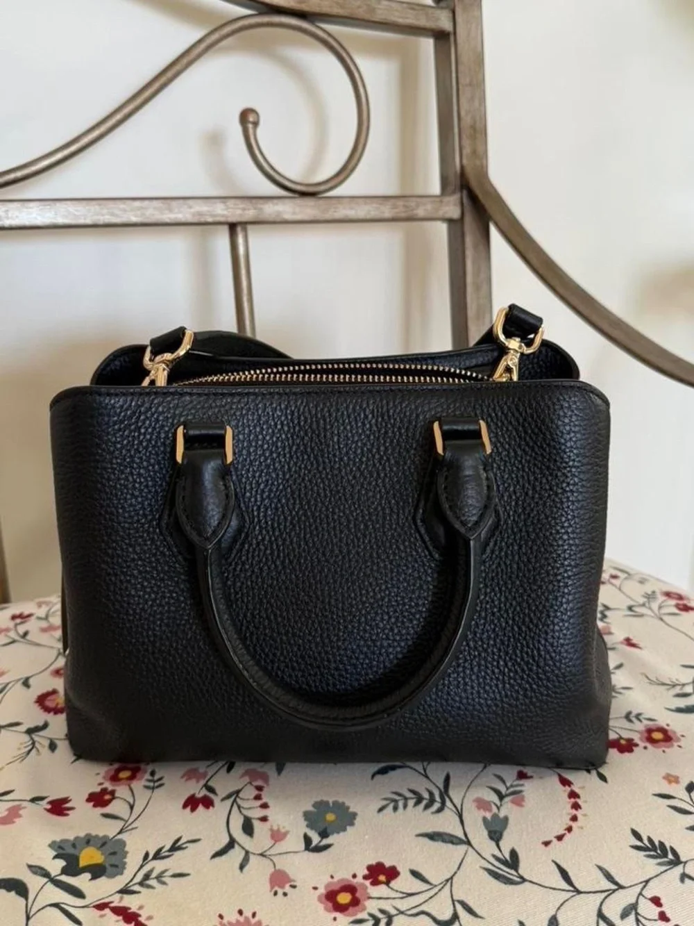 NWT Michael Kors Camille Small Leather Satchel Black Crossbody Gold Hardware